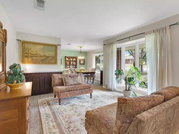 3613 Ashford Avenue, Fort Worth, TX 76133