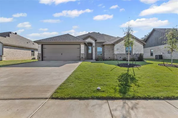 620 Jameson, Springtown, TX 76082