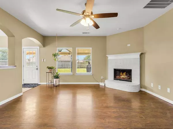 140 Prairie View Drive, Princeton, TX 75407