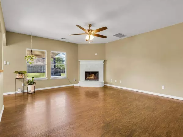 140 Prairie View Drive, Princeton, TX 75407