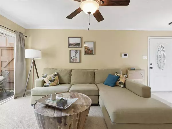 4250 Madera Road, Irving, TX 75038