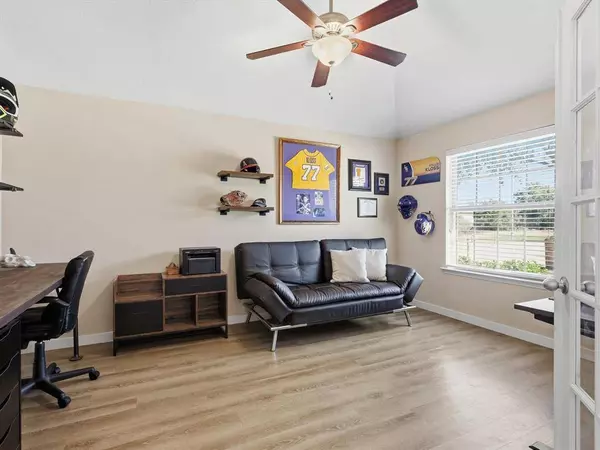 12013 Horseshoe Ridge Drive, Fort Worth, TX 76244