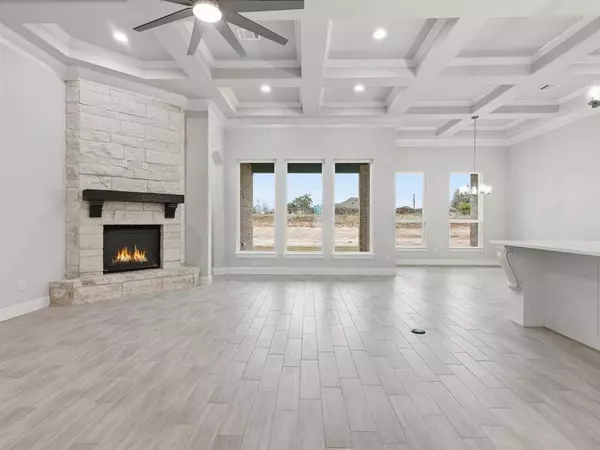 2001 Forest Bridge Drive, Azle, TX 76020