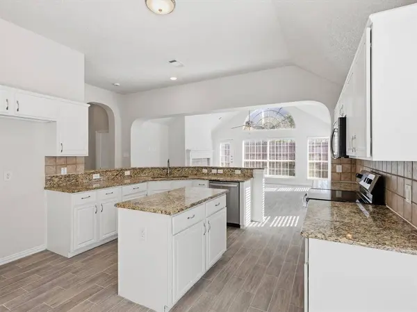 7955 Hosta Way, Fort Worth, TX 76123