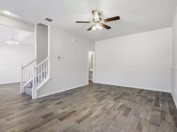 1741 Circle Creek Drive, Lewisville, TX 75067