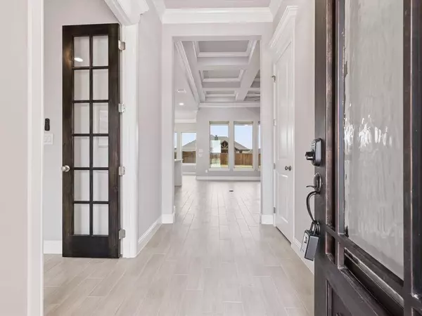 2005 Middlewood Circle, Granbury, TX 76049