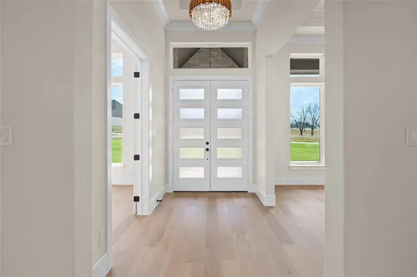 2416 Candlestick Drive, Granbury, TX 76049