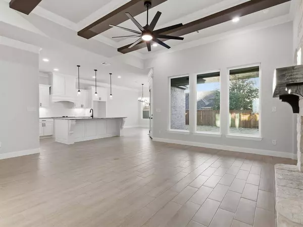 1486 Highland Park Circle, Granbury, TX 76048