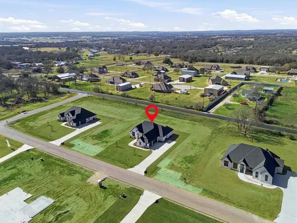 2005 Forest Bridge Drive, Azle, TX 76020