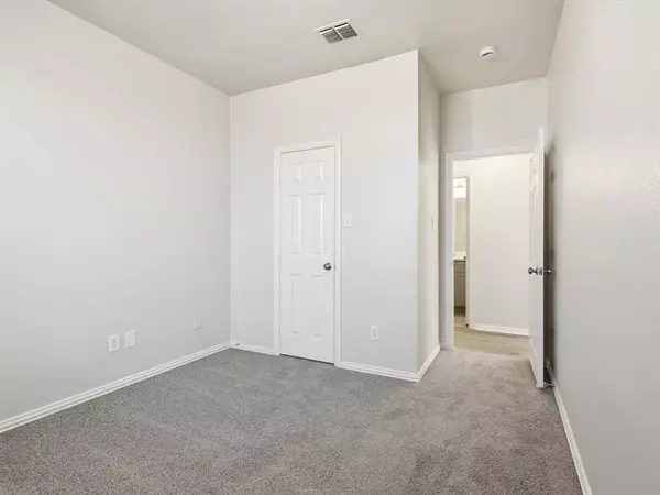 4 Willowstone Court, Mansfield, TX 76063