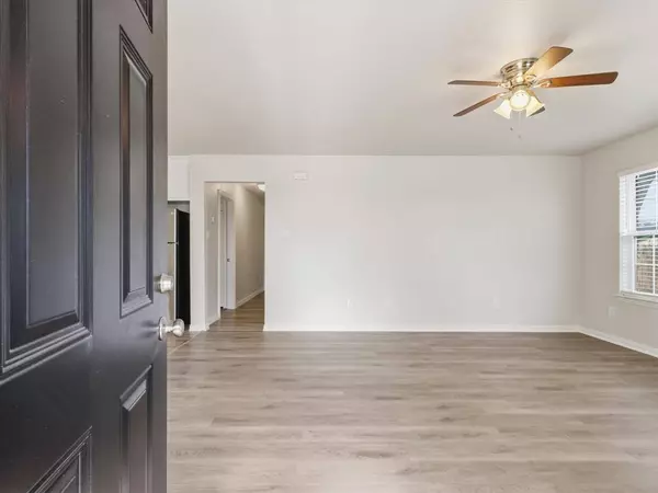 6409 Ramey Avenue, Fort Worth, TX 76112