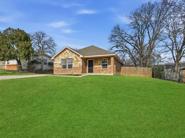 6409 Ramey Avenue, Fort Worth, TX 76112