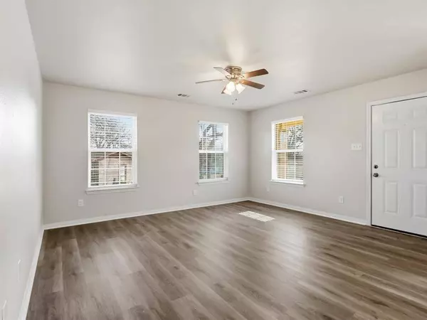 6409 Ramey Avenue, Fort Worth, TX 76112