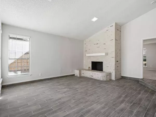 4812 Applewood Road, Fort Worth, TX 76133