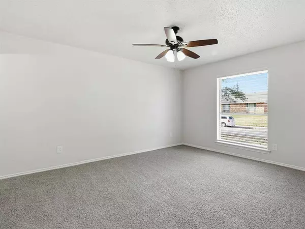 625 Reno Street, Lewisville, TX 75077