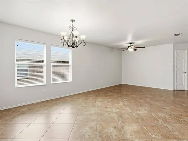 1441 Erin Drive, Burleson, TX 76028