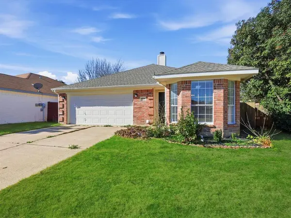 6324 Stockton Drive, Fort Worth, TX 76132