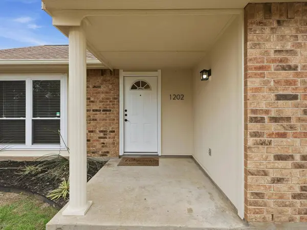 1202 Cherrywood Court, Allen, TX 75002