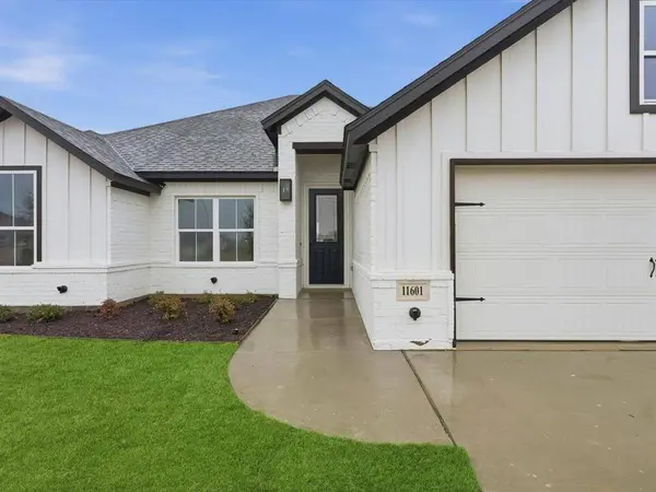 11601 Caracal Drive, Godley, TX 76044