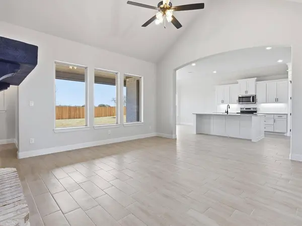 829 Haley Street, Springtown, TX 76082