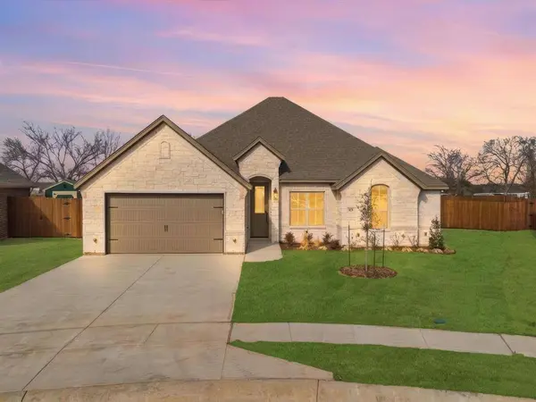 829 Haley Street, Springtown, TX 76082