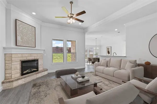 624 Jameson Street, Springtown, TX 76082