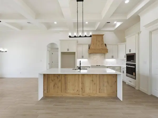 2009 Downslope Lane, Weatherford, TX 76087