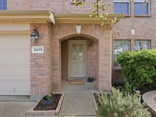 2459 Silverado Trail, Grand Prairie, TX 75052