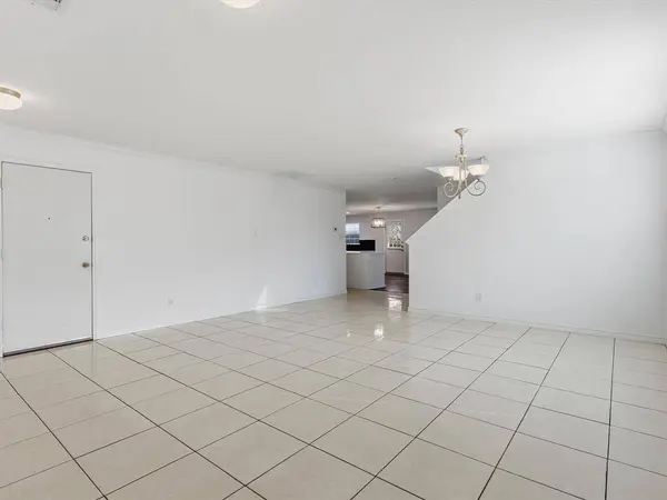 2459 Silverado Trail, Grand Prairie, TX 75052