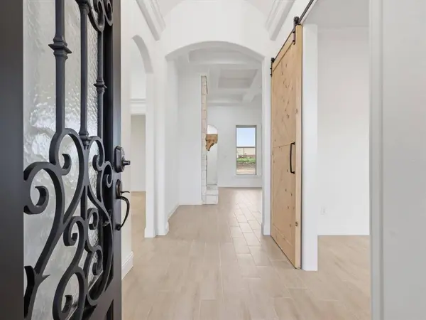 11605 Caracal Drive, Godley, TX 76044