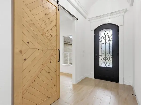 11605 Caracal Drive, Godley, TX 76044