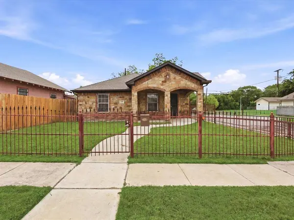 1400 Stewart Street, Fort Worth, TX 76104