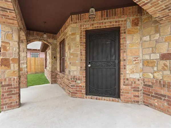 1400 Stewart Street, Fort Worth, TX 76104