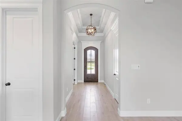 2172 Middlewood Circle, Granbury, TX 76049