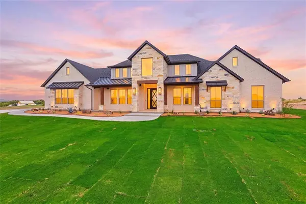 2006 Lindale Lane, Granbury, TX 76049