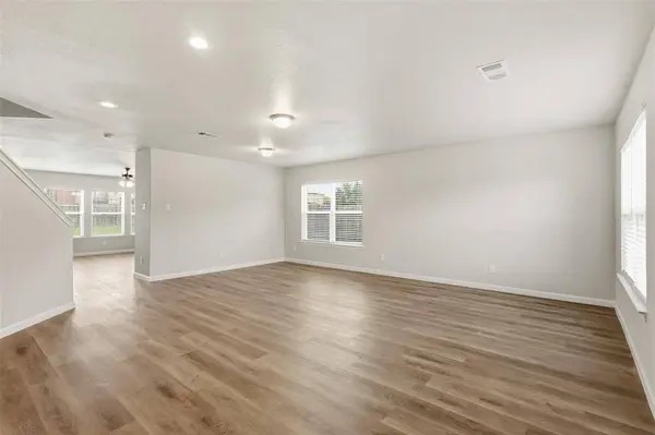7301 Moon Ridge Court, Fort Worth, TX 76133