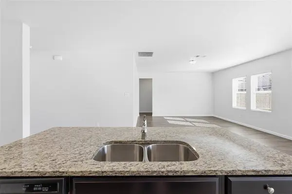 453 Canoe Way, Crowley, TX 76036