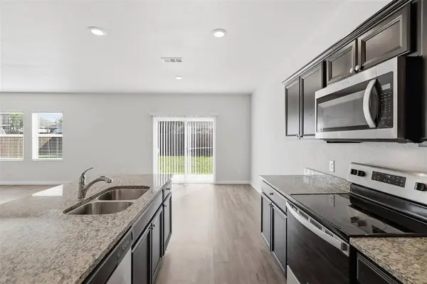 453 Canoe Way, Crowley, TX 76036