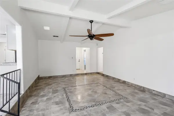 2400 York Minster Court, Arlington, TX 76006