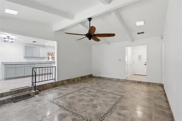 2400 York Minster Court, Arlington, TX 76006