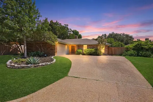 8205 Alsace Court, Fort Worth, TX 76134