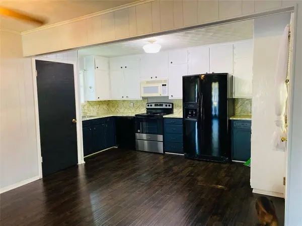 718 Crescent Street, Denton, TX 76201