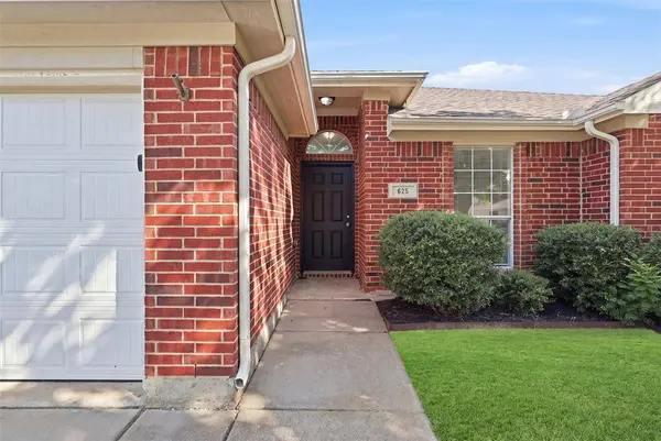 625 Jamie Lane, Mansfield, TX 76063