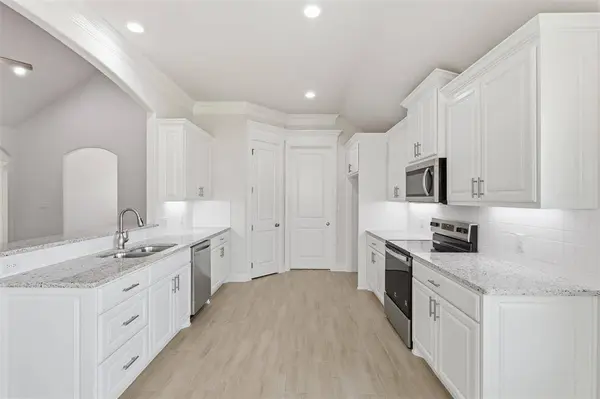 816 Haley Street, Springtown, TX 76082