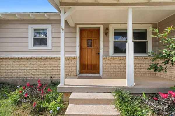 777 Cullum Avenue, Hurst, TX 76053