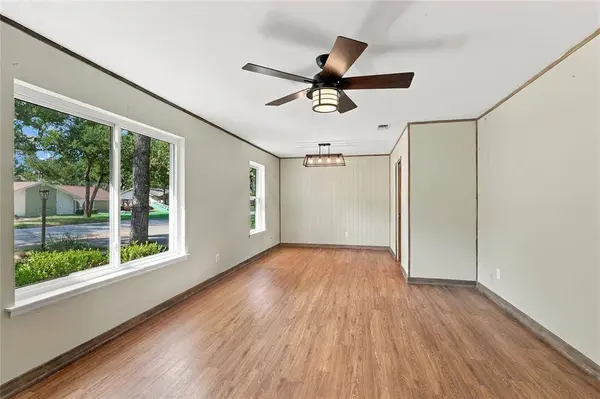 1312 Kathryn Street, Hurst, TX 76053