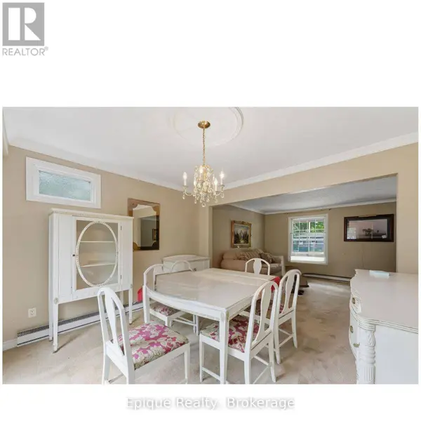 50 COMBERMERE CRESCENT, Waterloo, ON N2L5B1