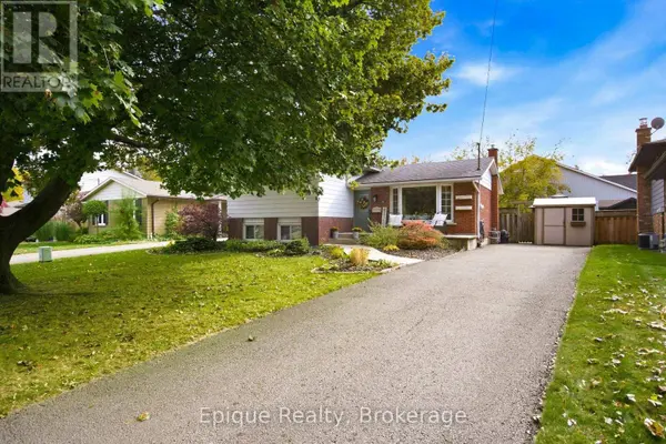 34 CENTENNIAL DRIVE, St. Catharines (lakeport), ON L2N6A4