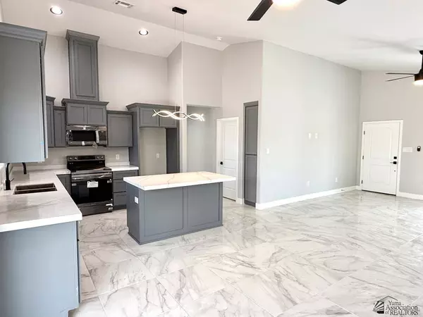 28852 Colorado Ave, Wellton, AZ 85356