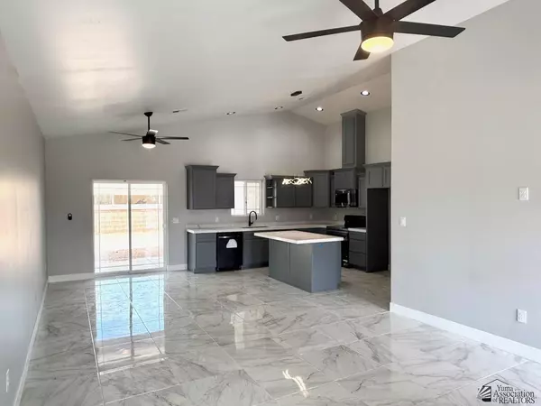 28852 Colorado Ave, Wellton, AZ 85356